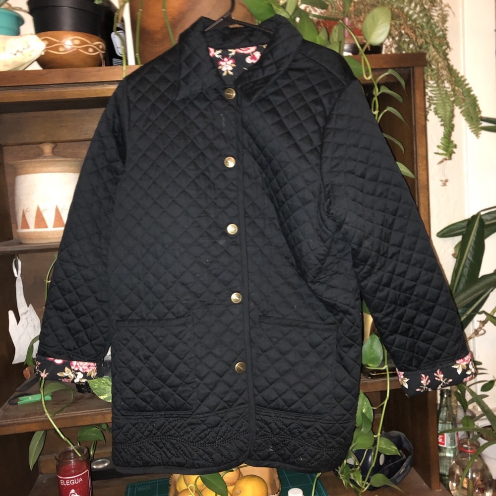 Black/Floral quilted reversible coat
